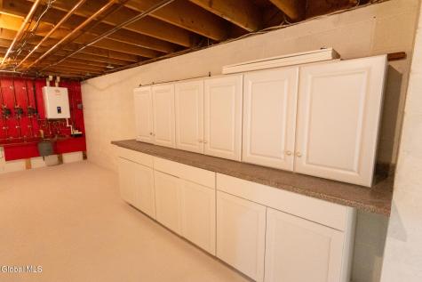 10 Oakwood Drive Queensbury NY 12804