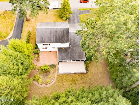 10 Oakwood Drive Queensbury NY 12804