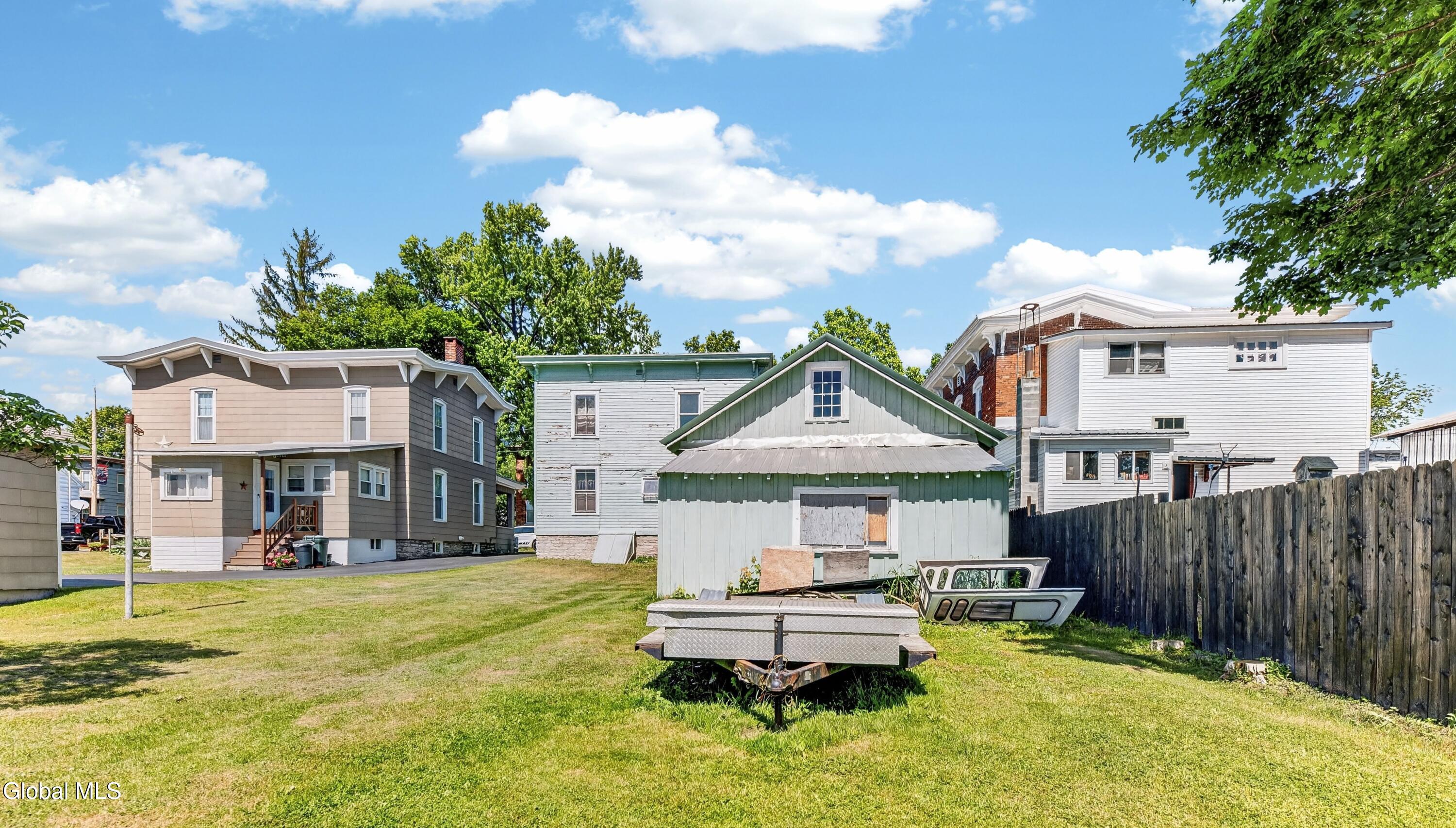 14 Berthoud Street Nelliston NY 13410