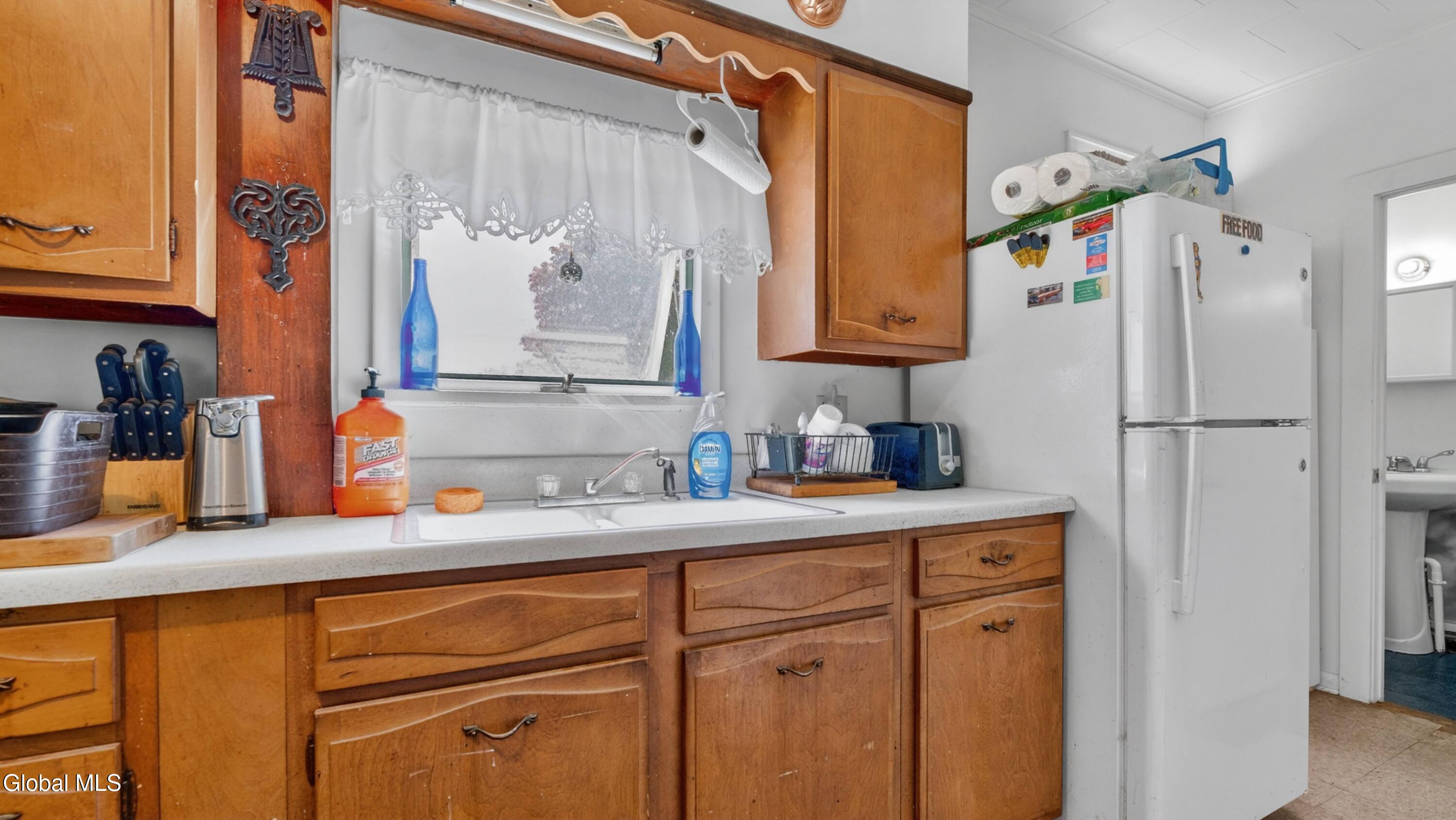 14 Berthoud Street Nelliston NY 13410