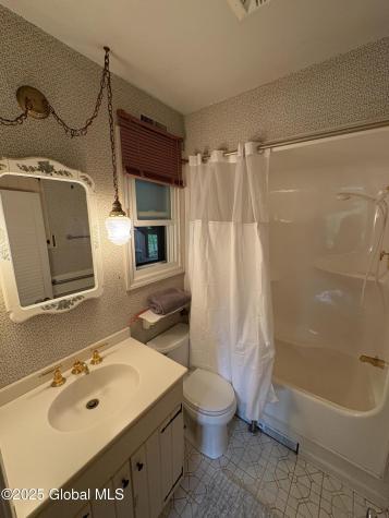 36 Hoffman Road Saratoga Springs NY 12866