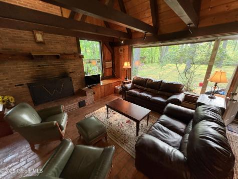 36 Hoffman Road Saratoga Springs NY 12866