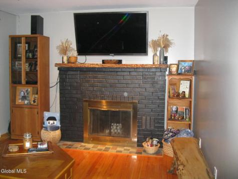 3 Clifford Drive Ballston Lake NY 12019