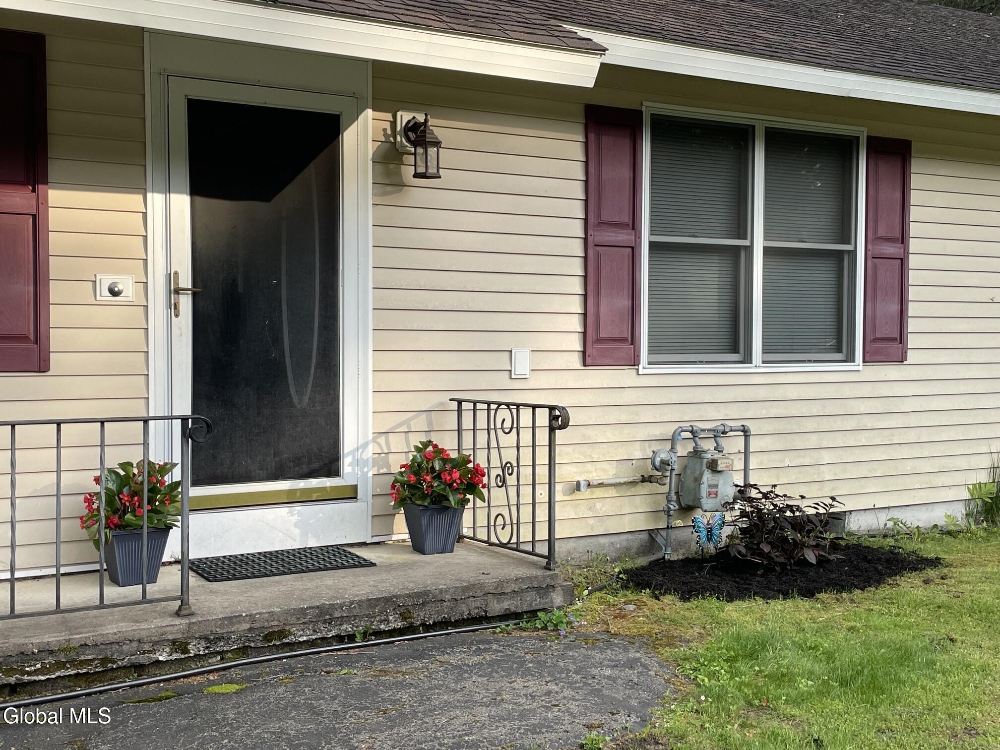 3 Clifford Drive Ballston Lake NY 12019