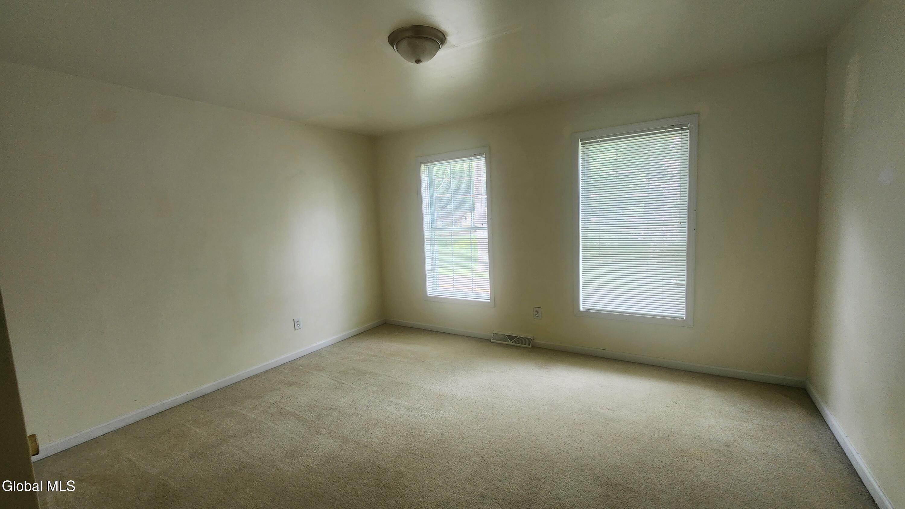 5 Homestead Drive Colonie NY 12110