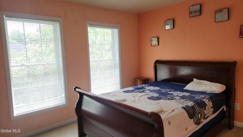 5 Homestead Drive Colonie NY 12110