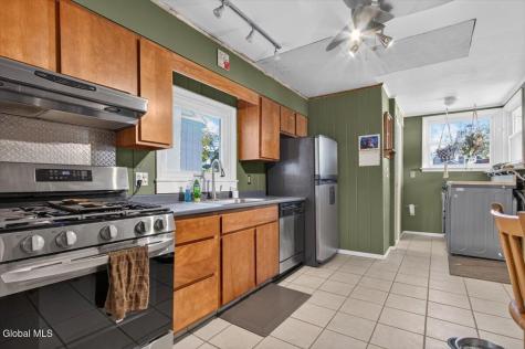 32 Cuyler Avenue Albany NY 12209