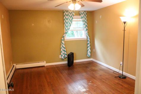 1015 Cheyenne Road Schenectady NY 12302