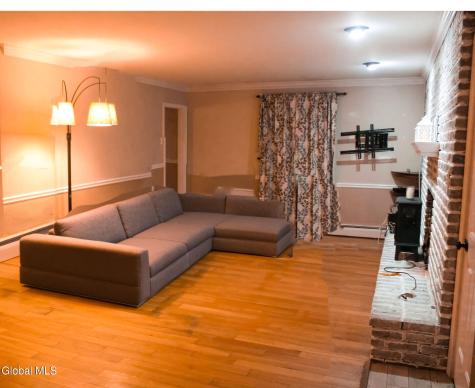 1015 Cheyenne Road Schenectady NY 12302