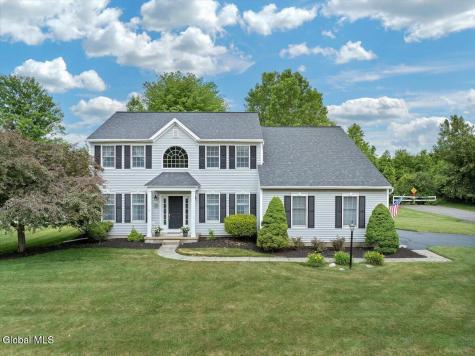 31 Ivywood Drive Selkirk NY 12158