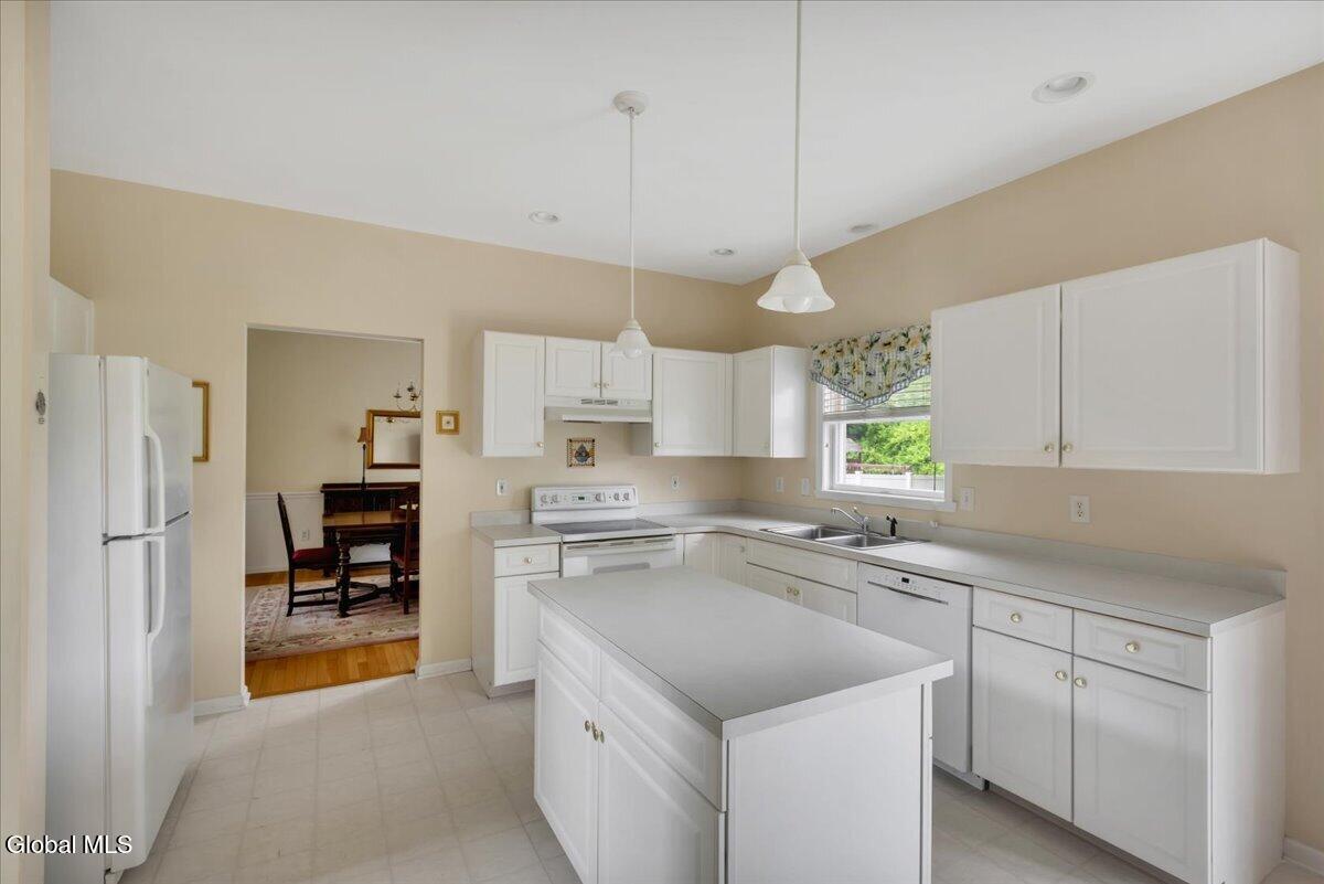 31 Ivywood Drive Selkirk NY 12158