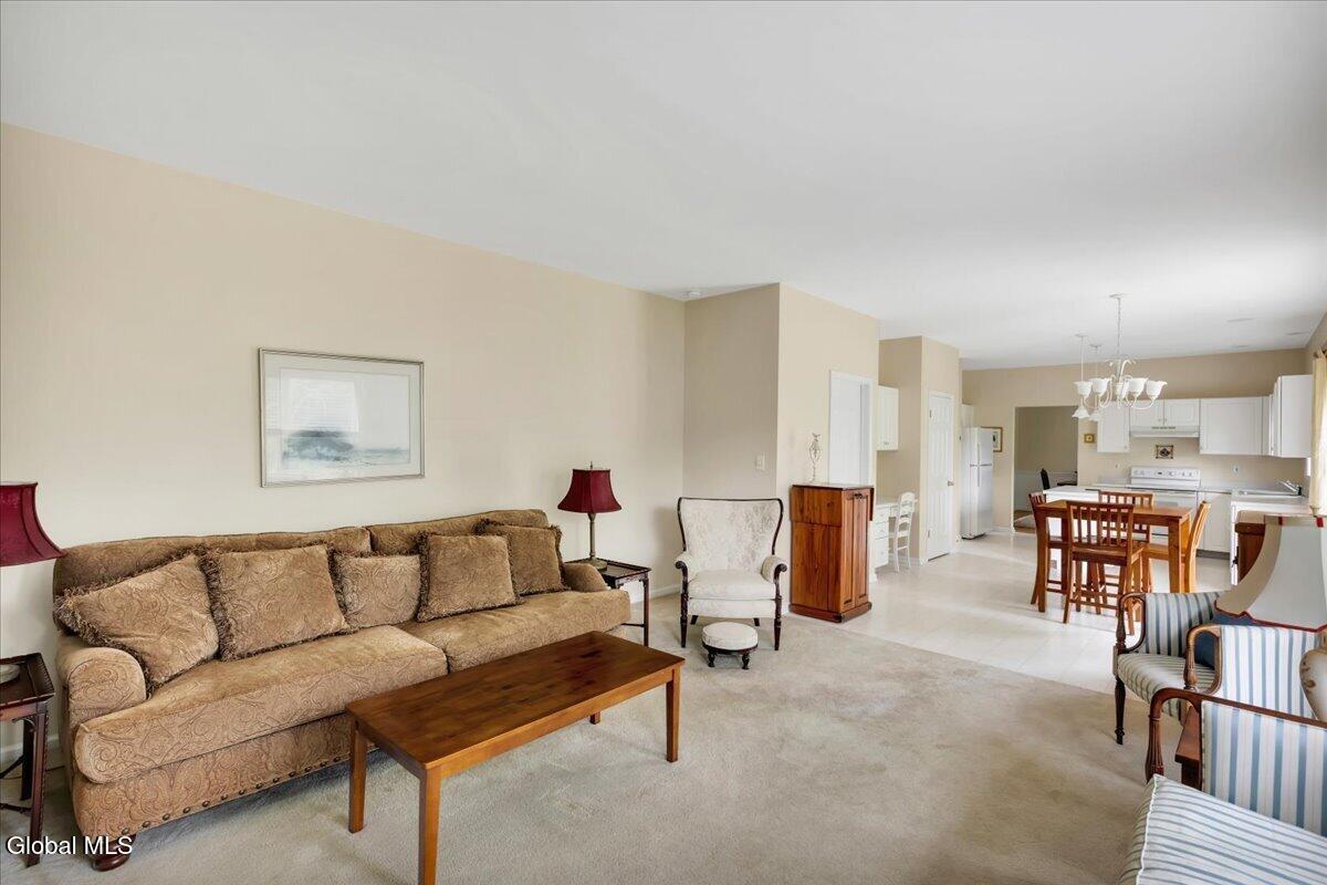 31 Ivywood Drive Selkirk NY 12158