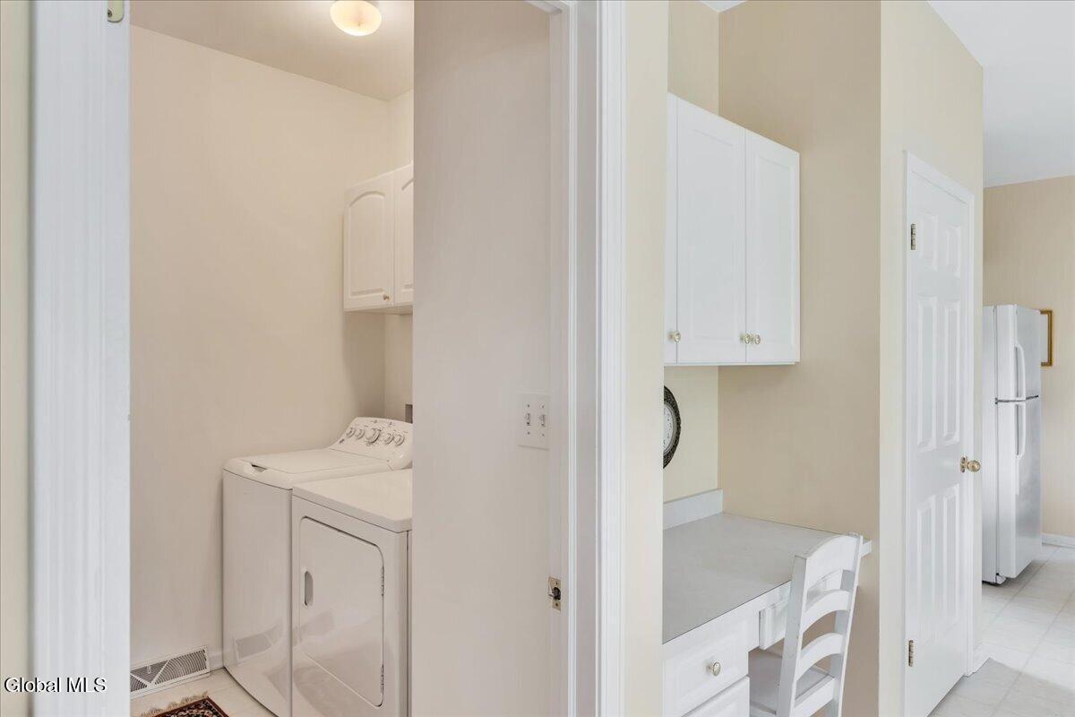 31 Ivywood Drive Selkirk NY 12158