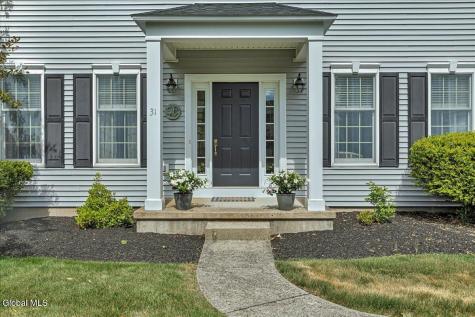 31 Ivywood Drive Selkirk NY 12158