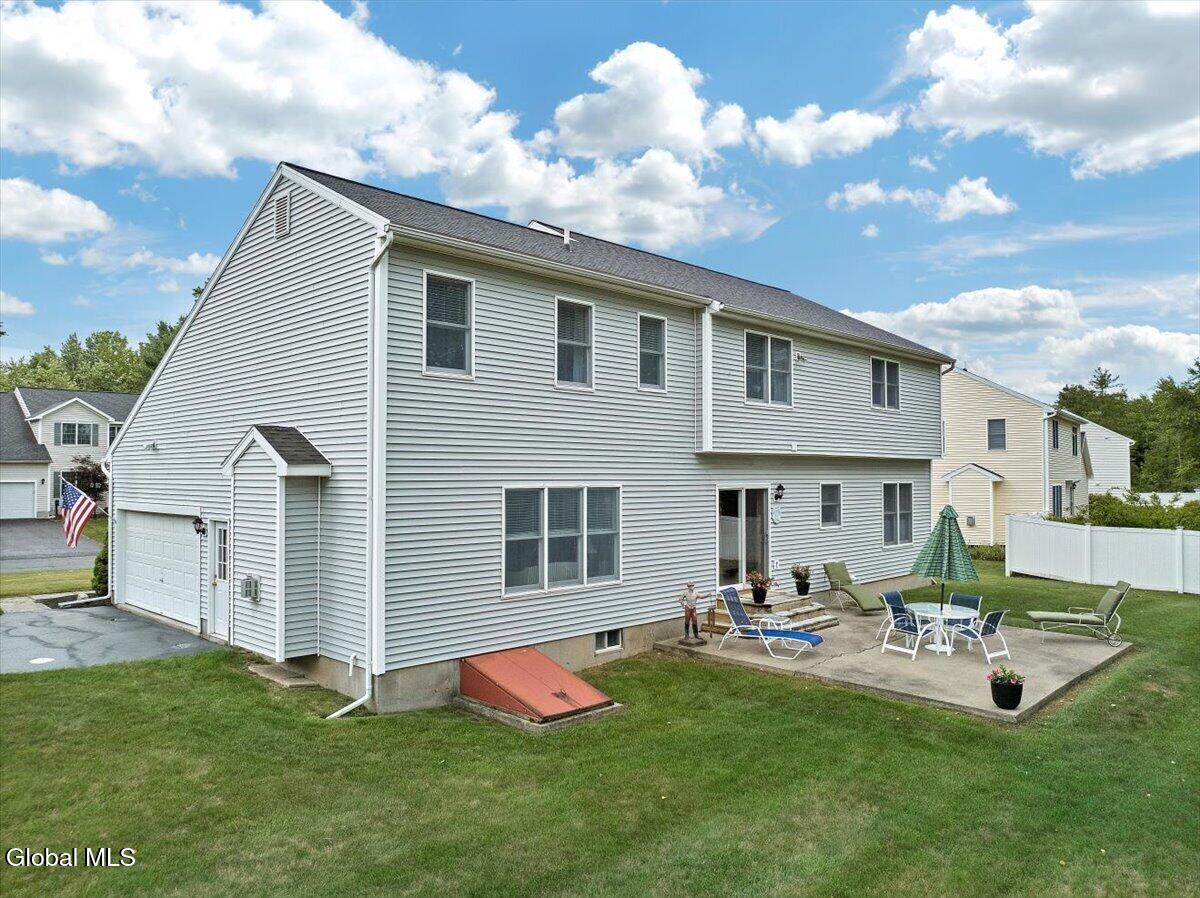 31 Ivywood Drive Selkirk NY 12158