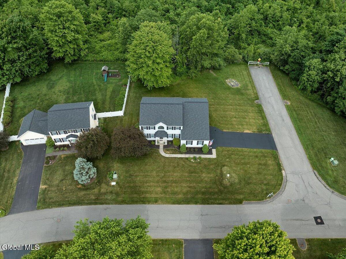 31 Ivywood Drive Selkirk NY 12158
