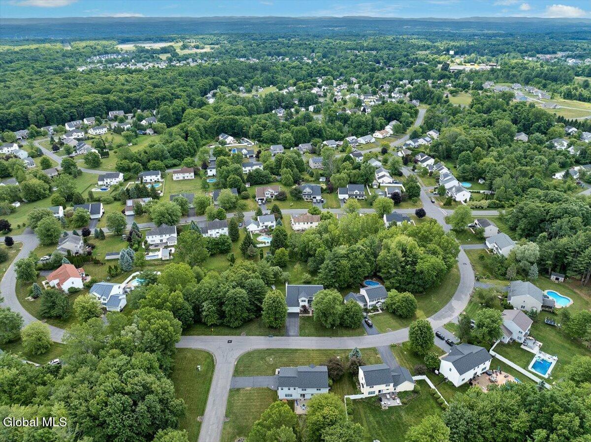 31 Ivywood Drive Selkirk NY 12158