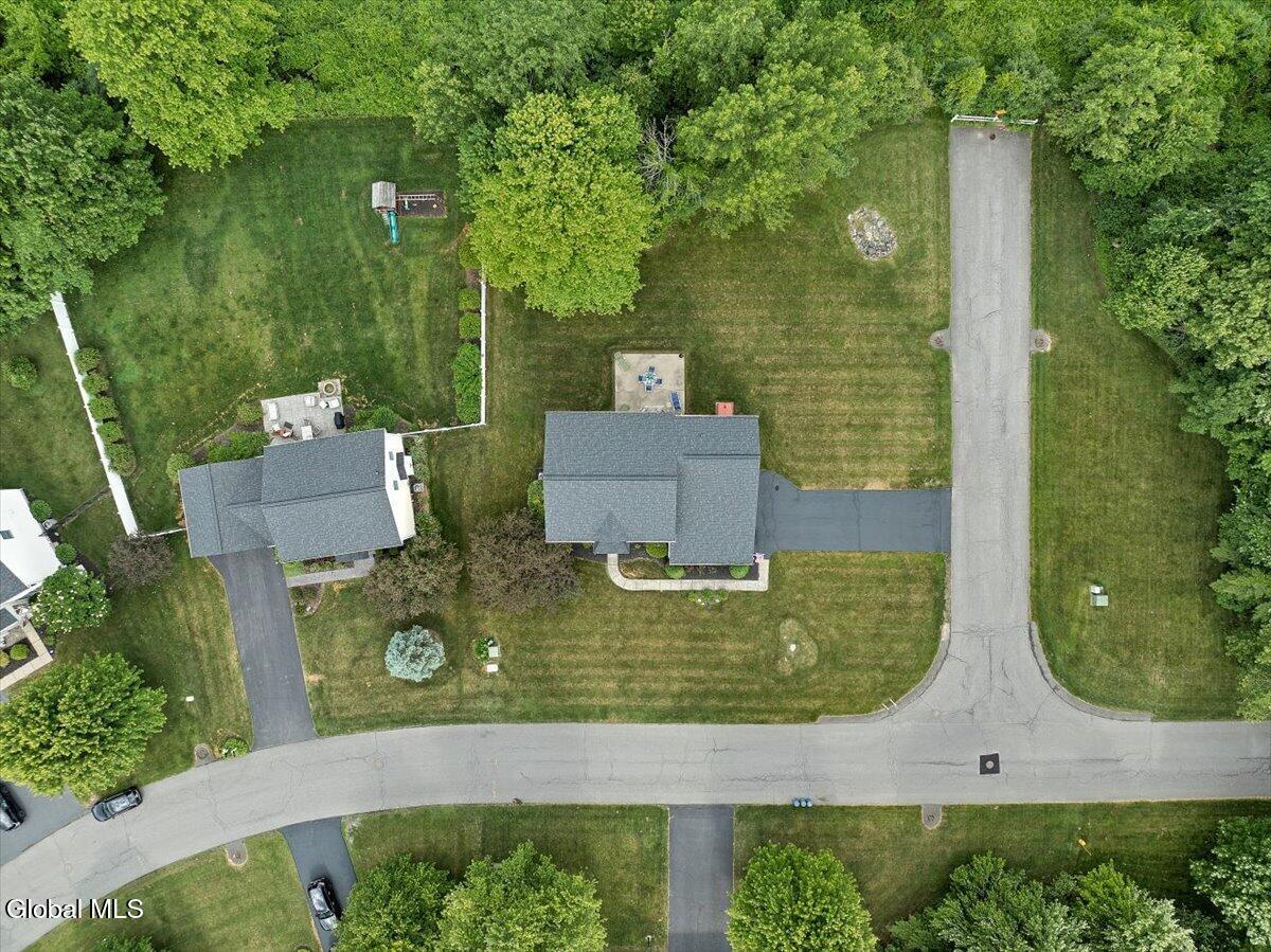31 Ivywood Drive Selkirk NY 12158