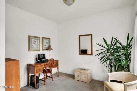 31 Ivywood Drive Selkirk NY 12158