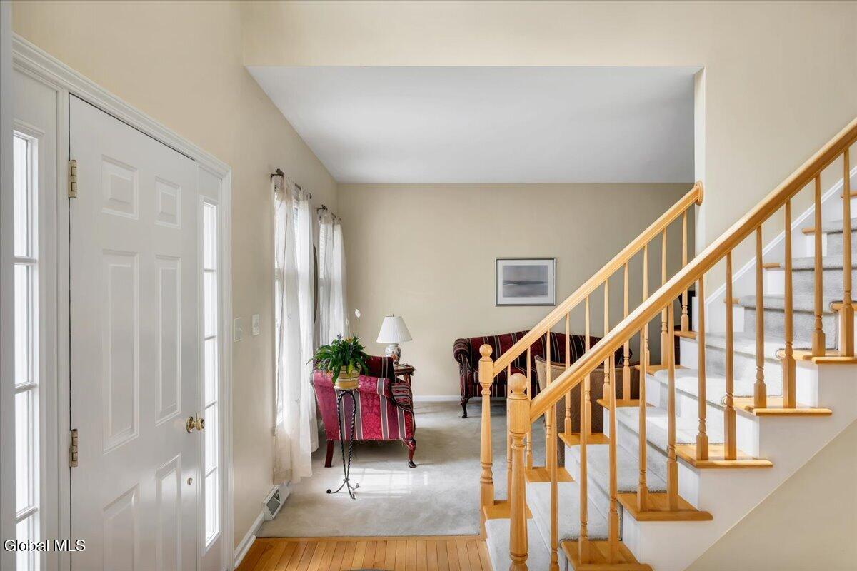 31 Ivywood Drive Selkirk NY 12158