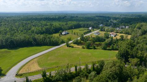 4 Saratoga Farm Road Malta NY 12020