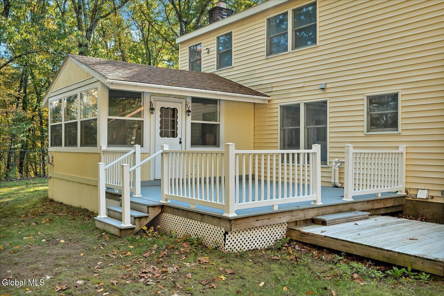 20 Oxford Drive Saratoga Springs NY 12866