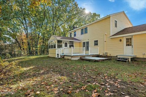 20 Oxford Drive Saratoga Springs NY 12866