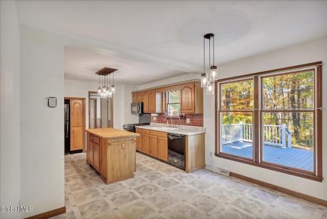 20 Oxford Drive Saratoga Springs NY 12866