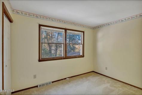 20 Oxford Drive Saratoga Springs NY 12866