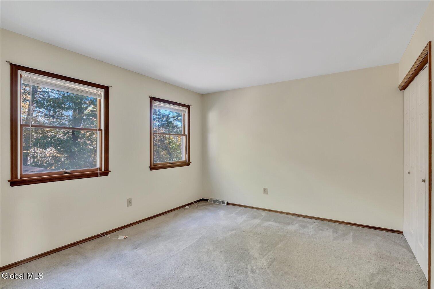20 Oxford Drive Saratoga Springs NY 12866