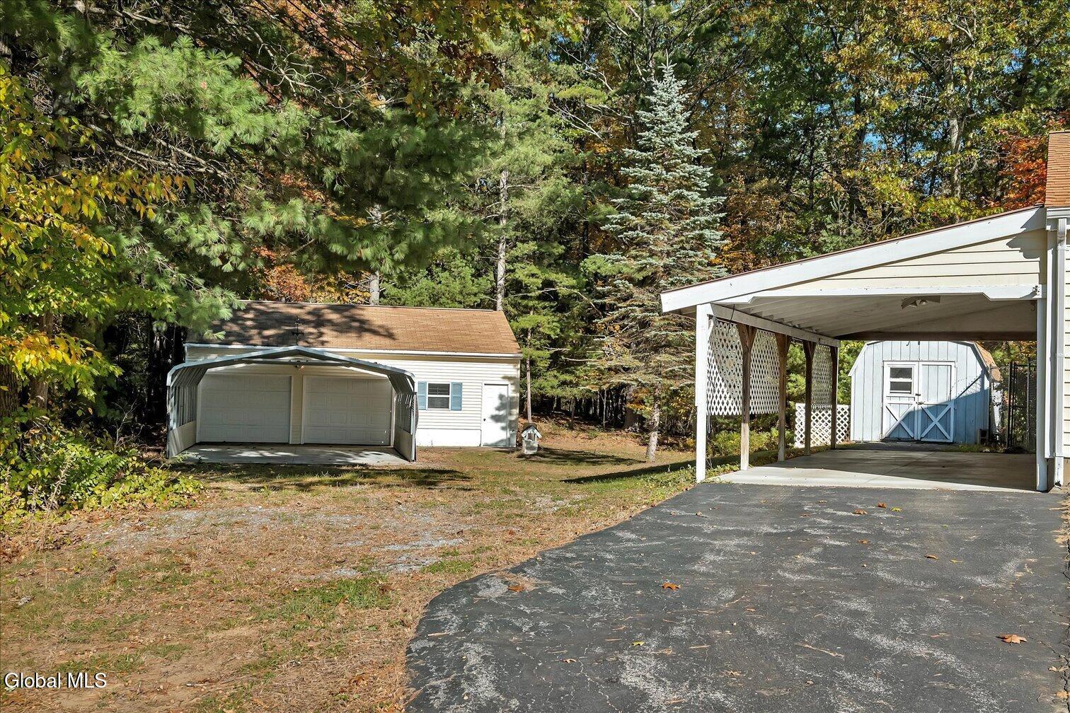 20 Oxford Drive Saratoga Springs NY 12866