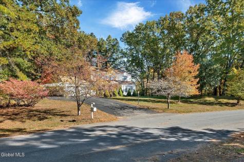 20 Oxford Drive Saratoga Springs NY 12866