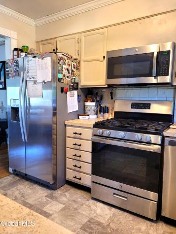 123 Highland Road Greenville NY 12083