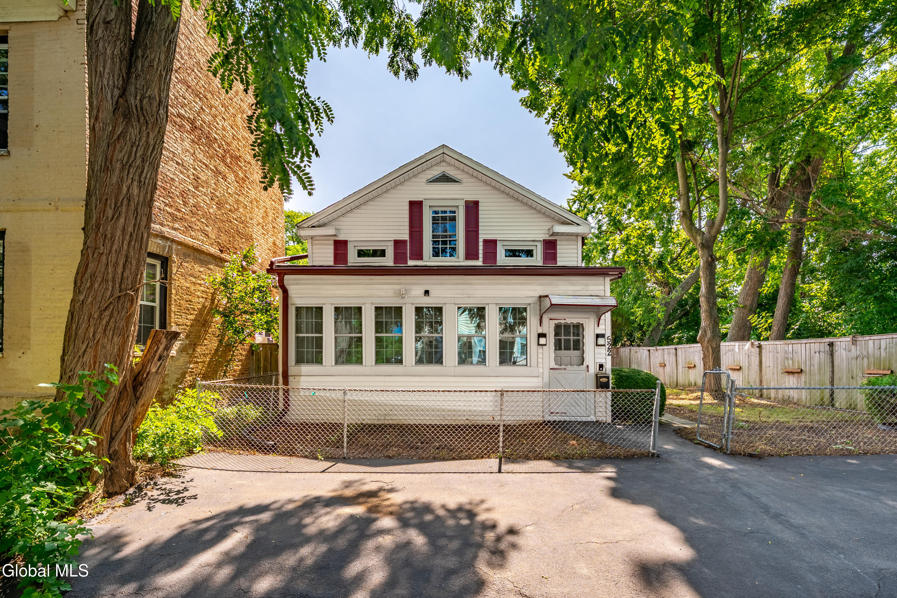 522 1st Avenue Troy NY 12182