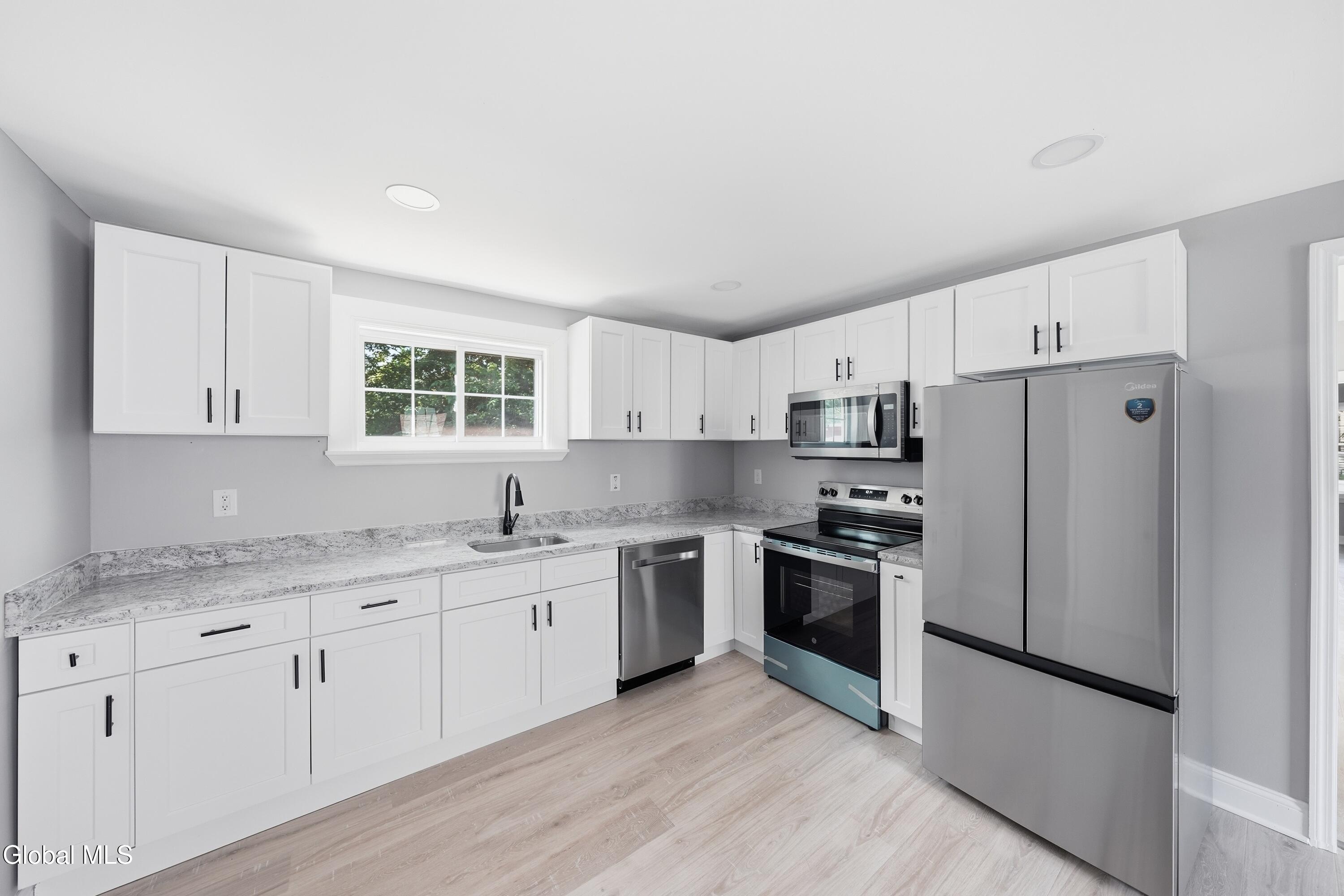 522 1st Avenue Troy NY 12182