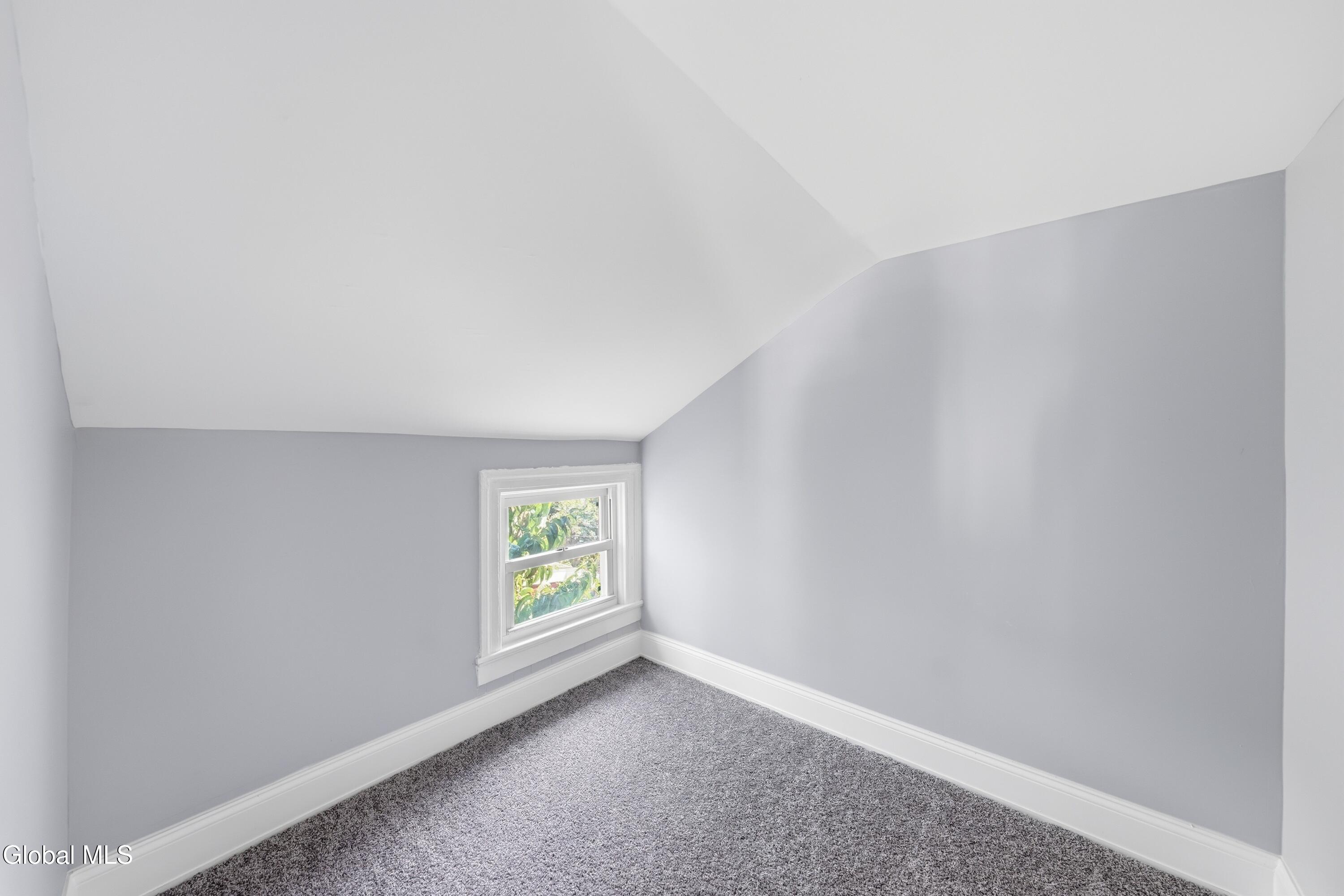 522 1st Avenue Troy NY 12182