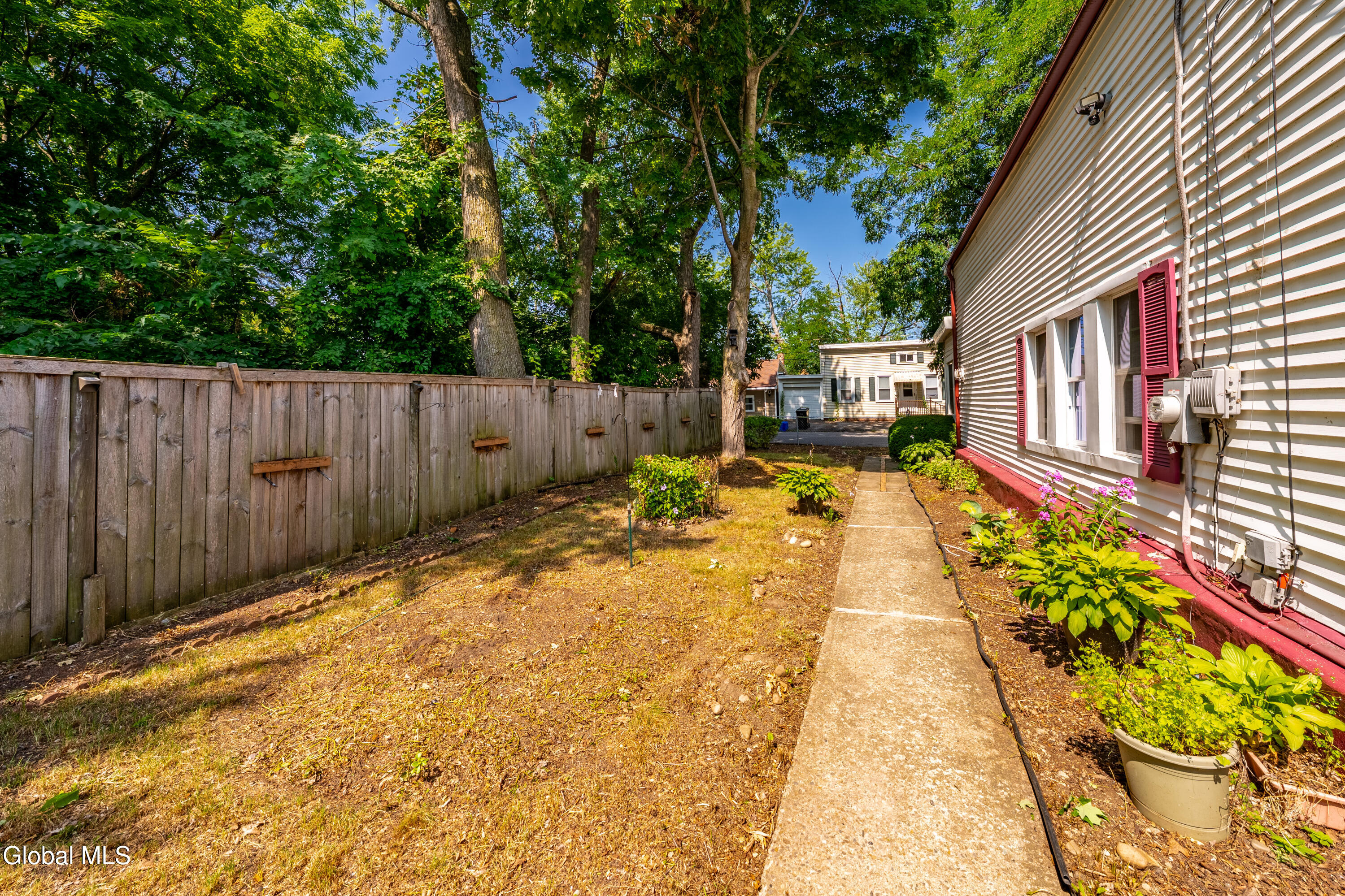 522 1st Avenue Troy NY 12182