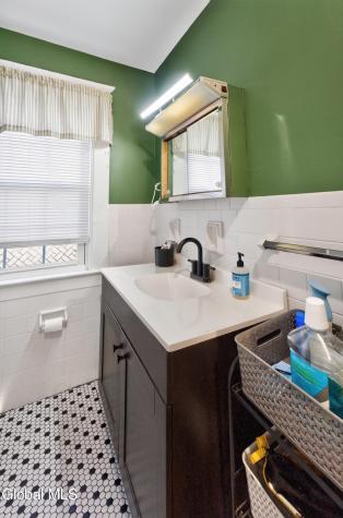 17 Cornelius Avenue Niskayuna NY 12309
