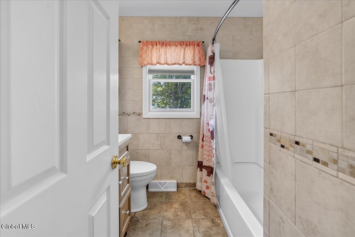 14 Cardin Drive Halfmoon NY 12065