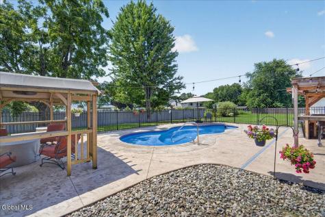 14 Cardin Drive Halfmoon NY 12065