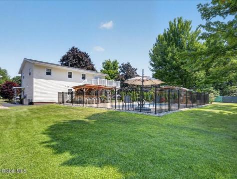 14 Cardin Drive Halfmoon NY 12065