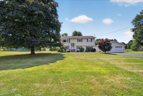 14 Cardin Drive Halfmoon NY 12065