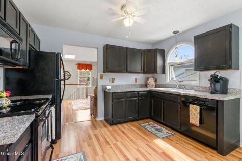 37 Wicken Square Albany NY 12205