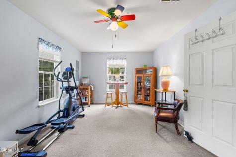 37 Wicken Square Albany NY 12205