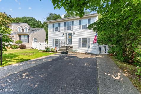 37 Wicken Square Albany NY 12205