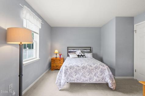 37 Wicken Square Albany NY 12205