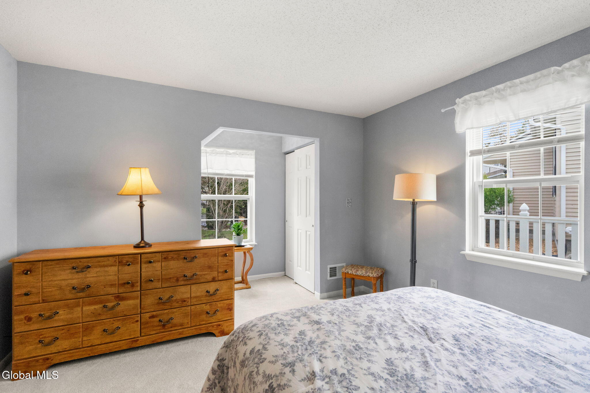37 Wicken Square Albany NY 12205