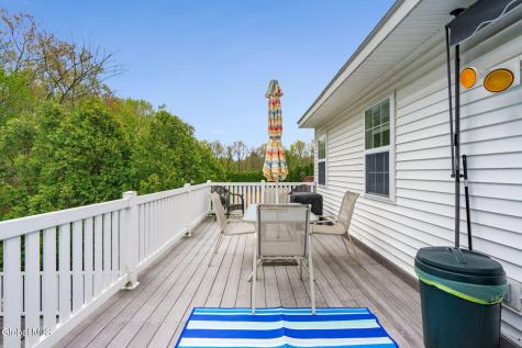 37 Wicken Square Albany NY 12205