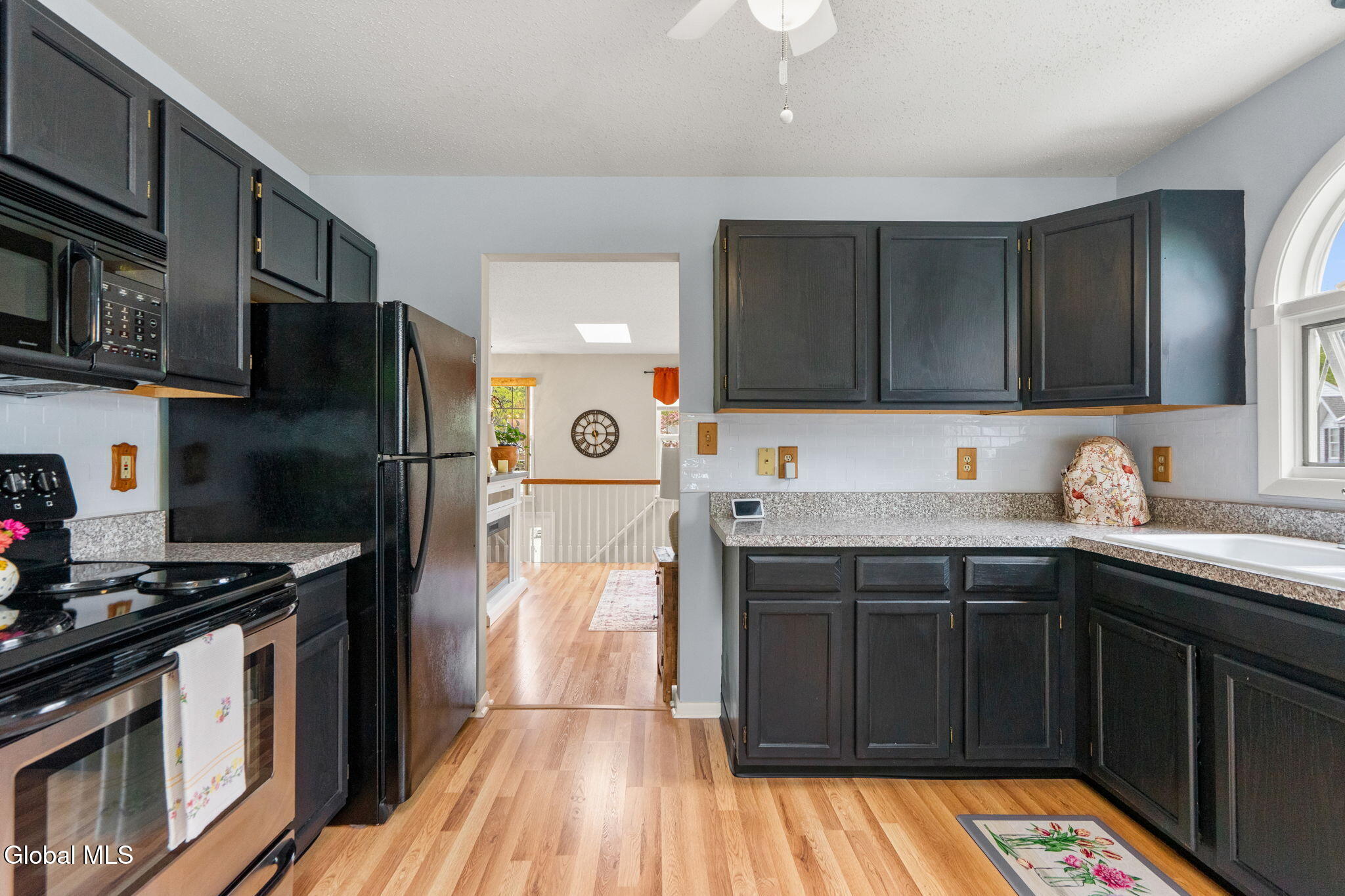 37 Wicken Square Albany NY 12205