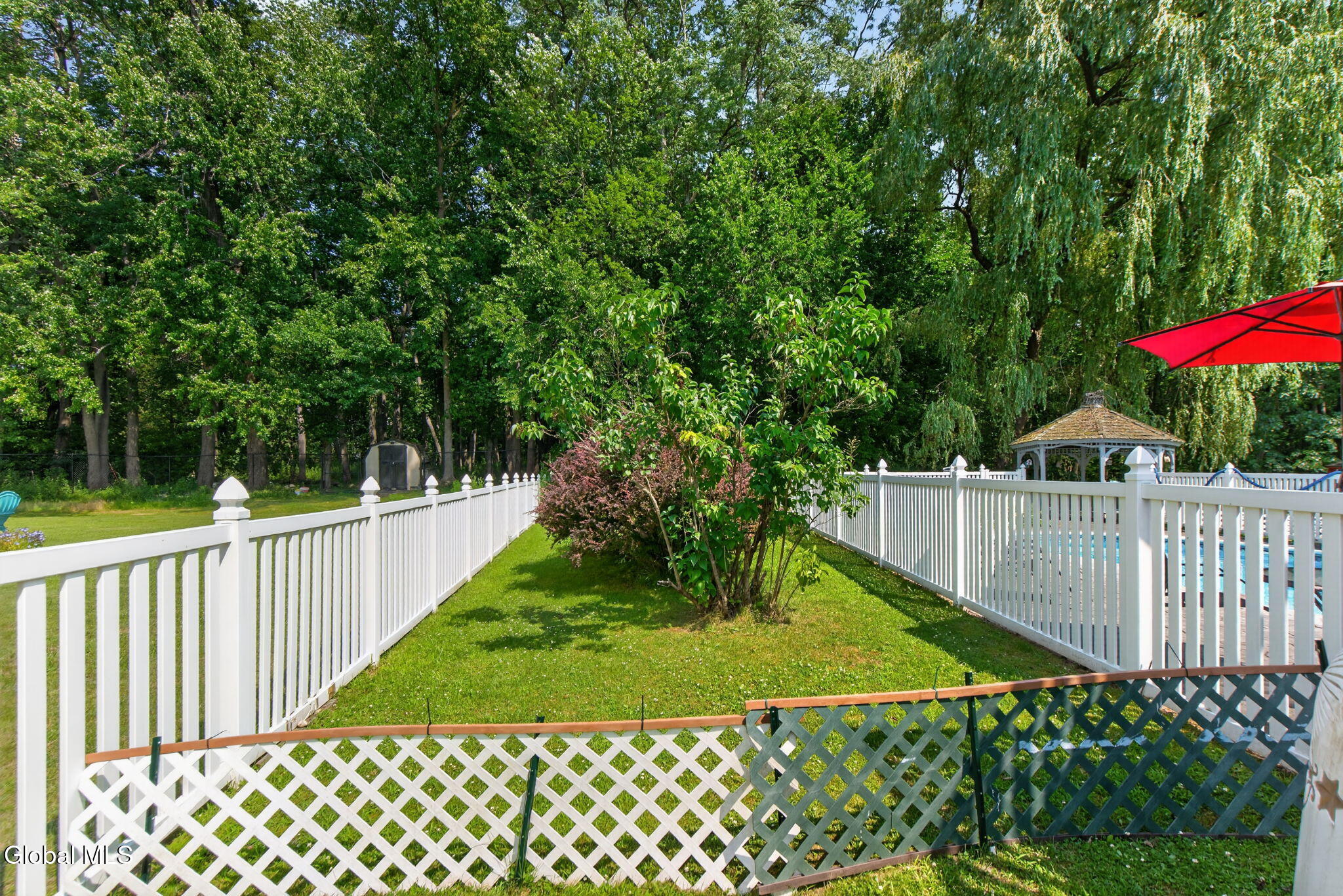 37 Wicken Square Albany NY 12205
